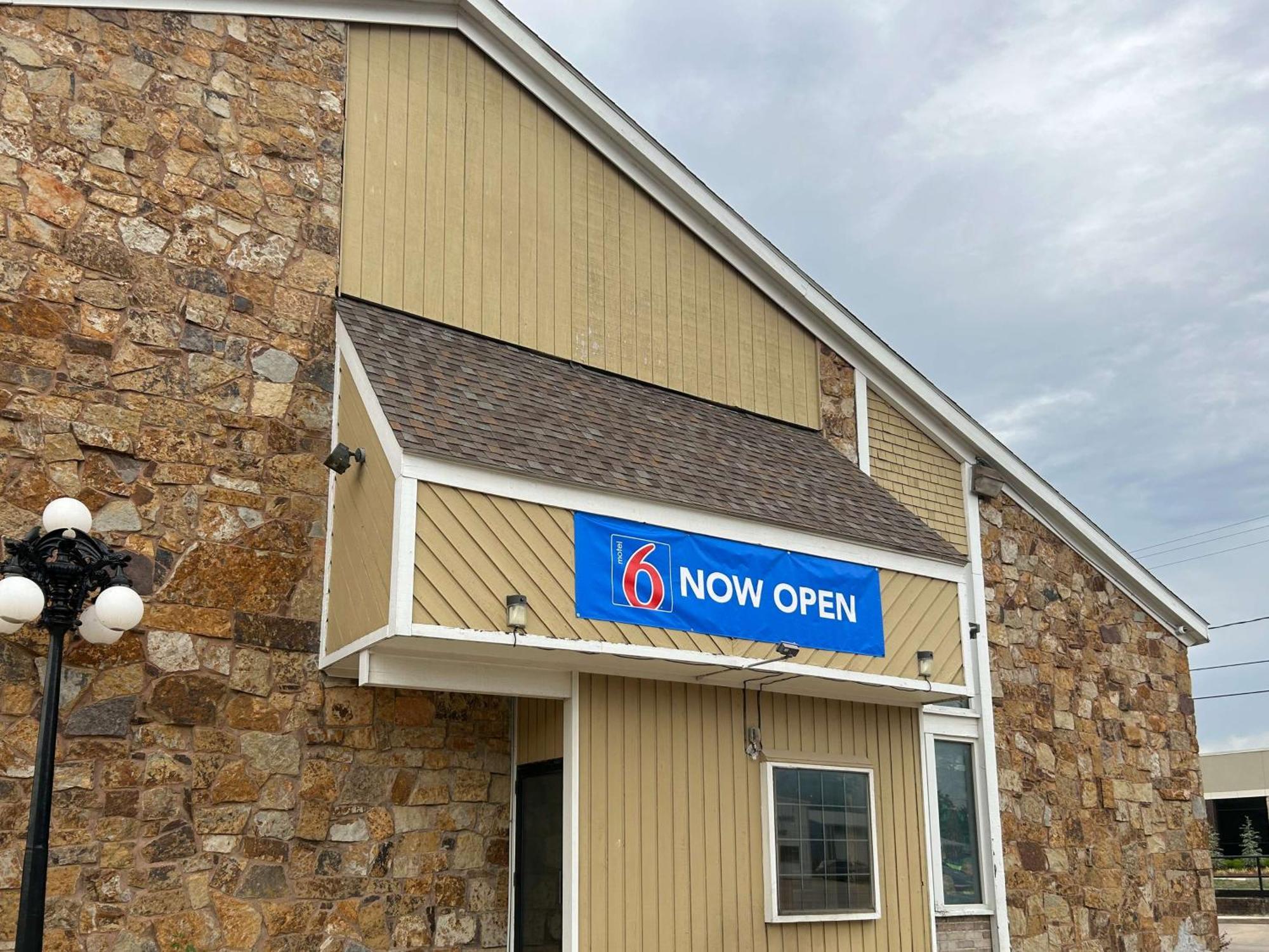 Motel 6 Ada Ok Exterior foto